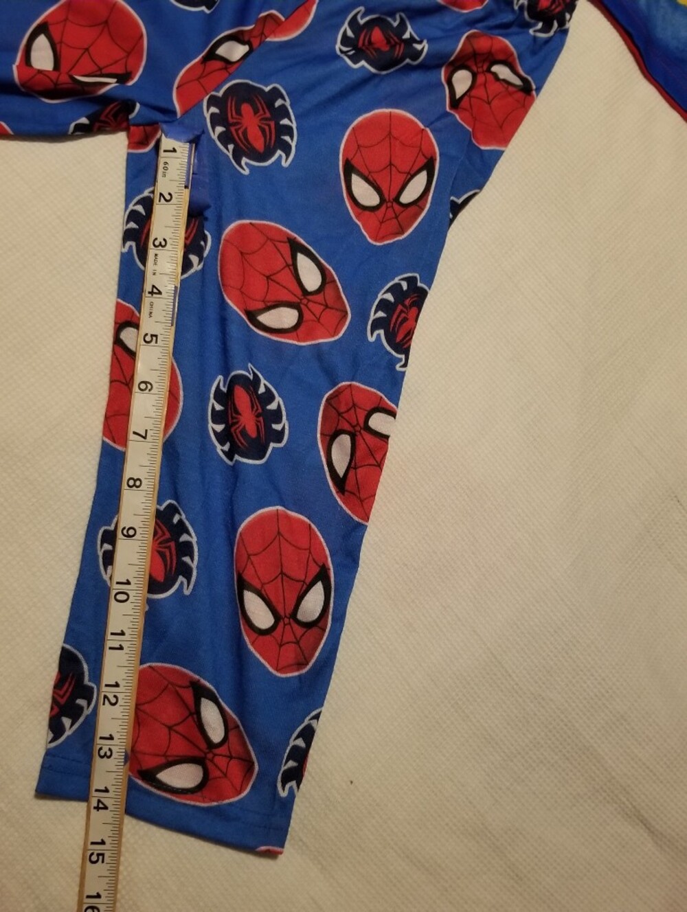 Spiderman Boy's 4T Red and Blue Two-Piece Pajama Set With Spiderman Logo On It - Picture 9 of 16